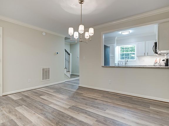 5th image of 820 Vestavia Villa Ct #820
