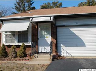15 Deerfield Dr #A, Manchester Township, NJ