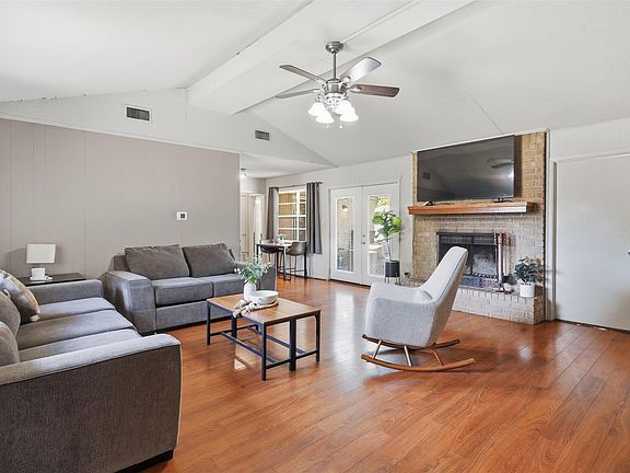 4th image of 1609 Tammi Ln