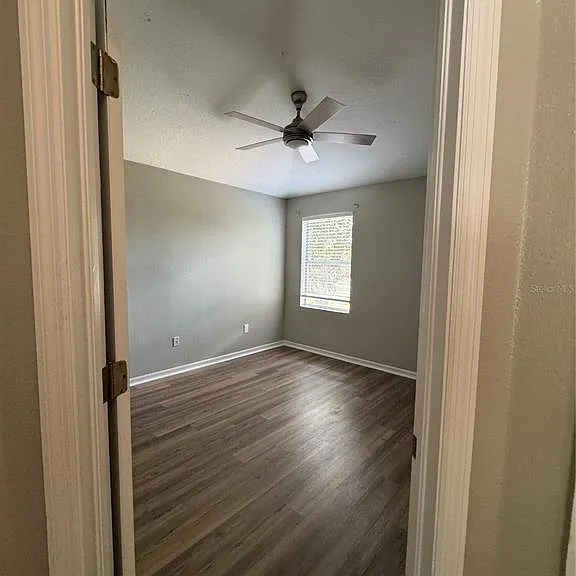 18006 Birdwater Dr — Photo 46