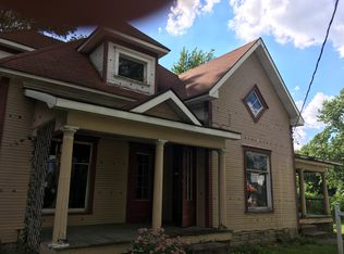 110 Johnson St, Cambridge City, IN 47327