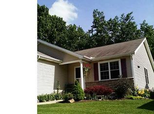 2505 Arbor Forest Dr, Lansing, MI 48910