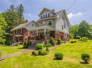 7 Walnut Ave, Carnegie, PA 15106