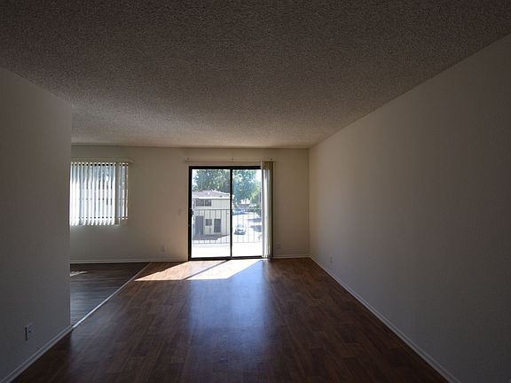 3rd image of 7550 Jordan Ave #211