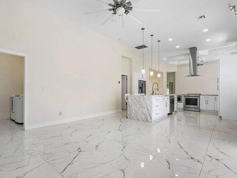 50 Lake Eden Dr — Photo 17