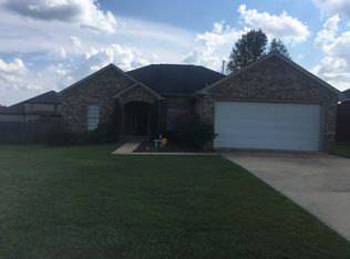 12570 Rock Pointe Way, Northport, AL 35475