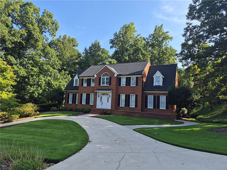 1st image of 303 Catawbah Rd