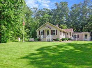 112 Moose Hill Rd, Oxford, CT 06478