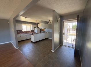 10110 Martin Rd, Hanford, CA 93230