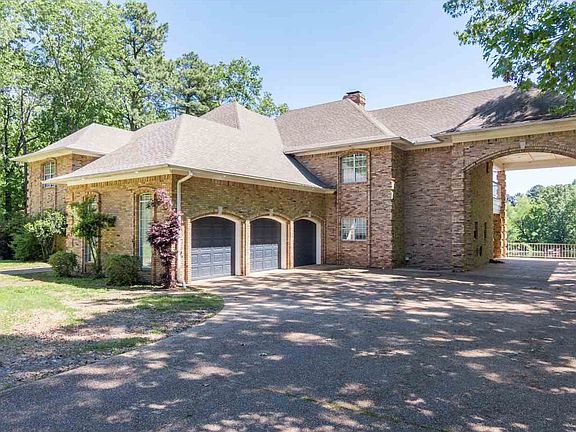 2nd image of 3 Treasure Hill Dr