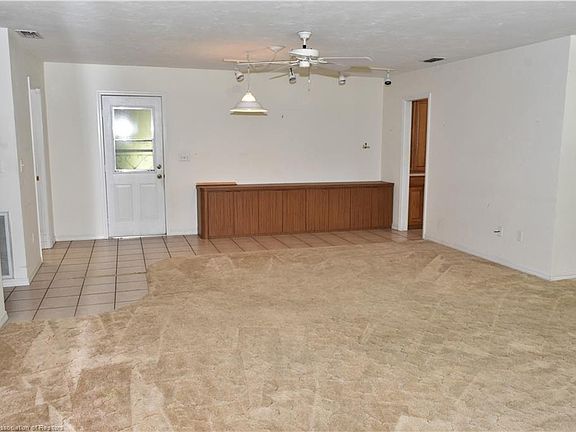 4th image of 5240 Kenilworth Blvd