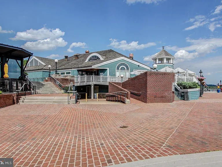 1411 King St #A — Photo 45