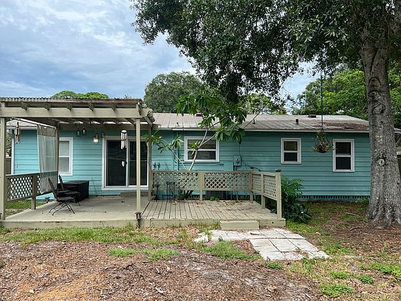 2nd image of 2346 Gull Ln