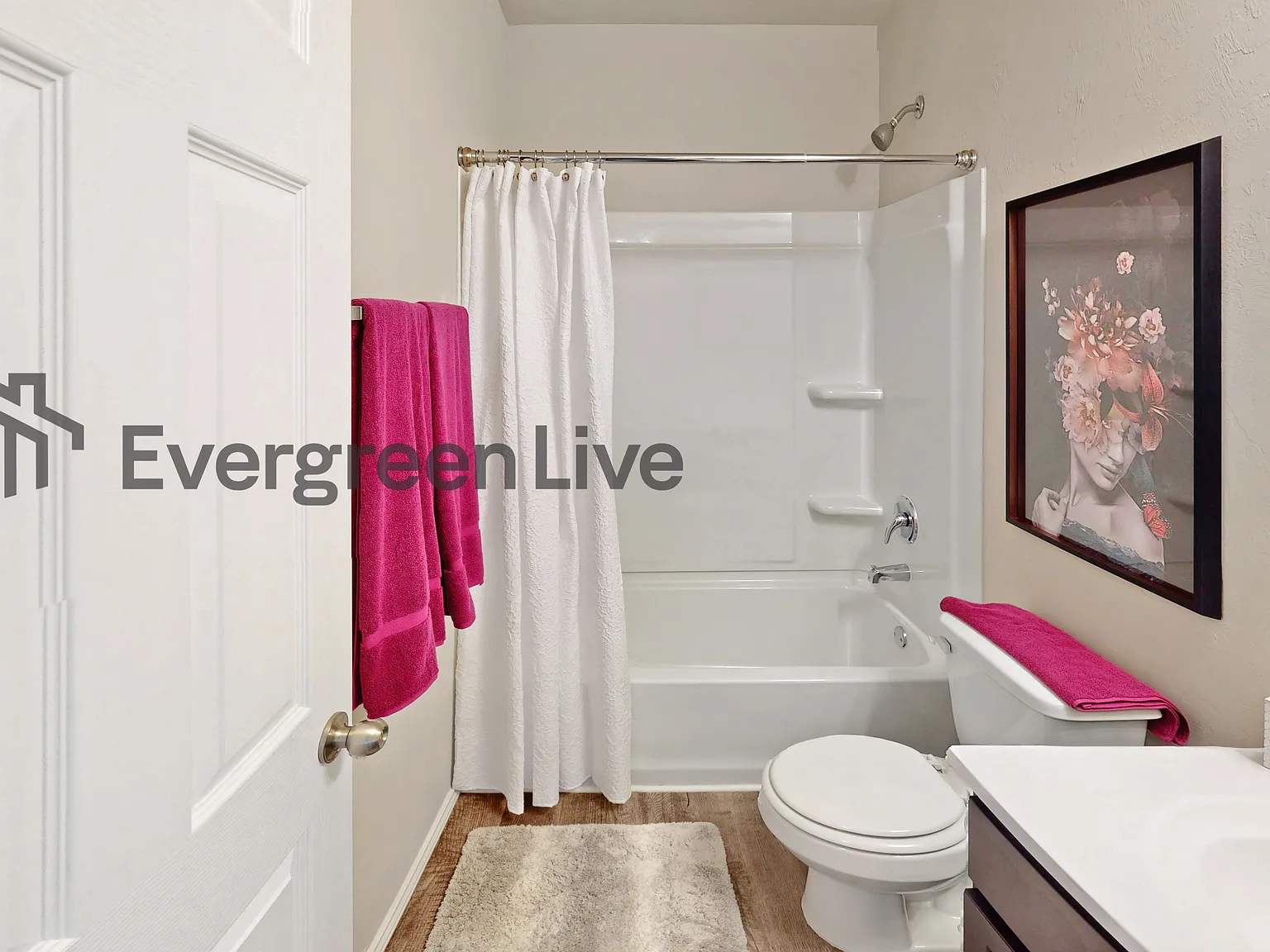 4 bed, 2.0 bath, 1640 sqft, $1,645 — Photo 3