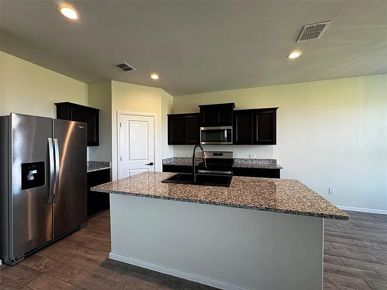 8901 Timber Gulch Dr — Photo 4