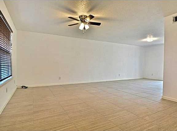 2nd image of 238 Paso Noble Dr