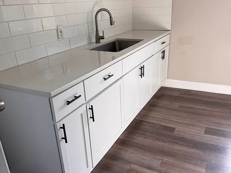 McGregor 4518 — Photo 10