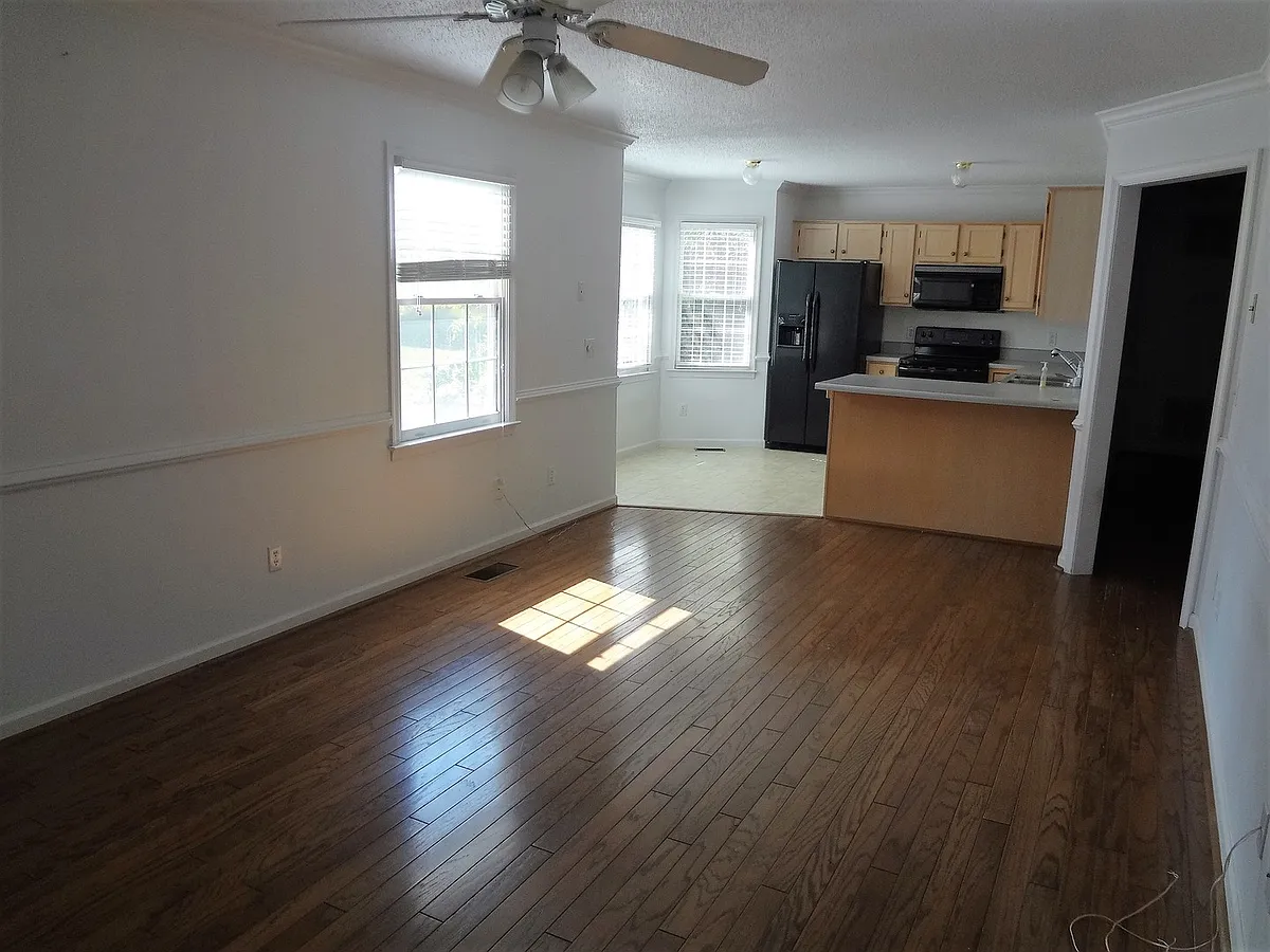 Building Photo - 2049 Fieldale Pl