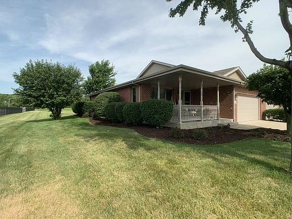 3rd image of 490 S Glenwoodie Dr