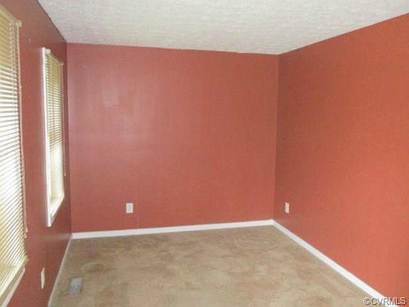 2nd image of 2517 Porter St