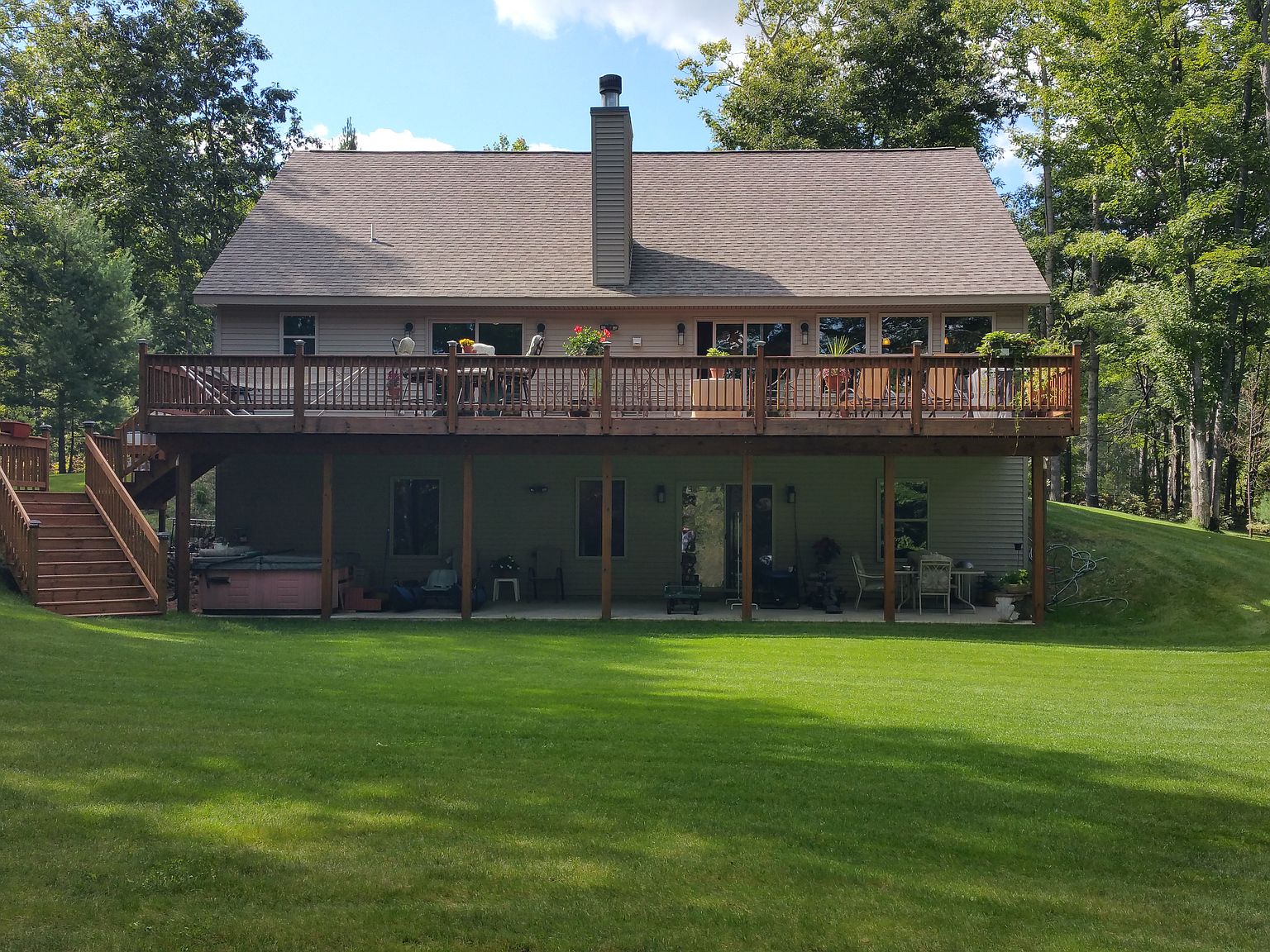 1847 Round Lake Rd, Interlochen, MI 49643 Zillow