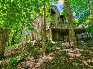 4650 Saint James Gate, Excelsior, MN 55331