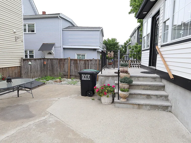 34R Rush St — Photo 35