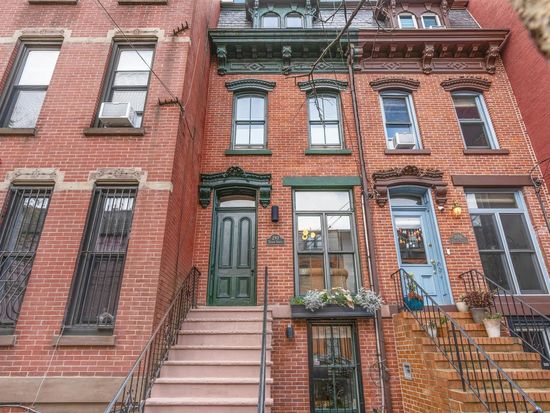 297 8th St, Jersey City, NJ 07302