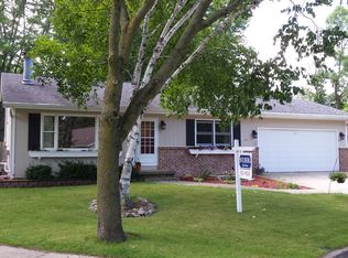 719 Forest Ct, Fond Du Lac, WI 54935