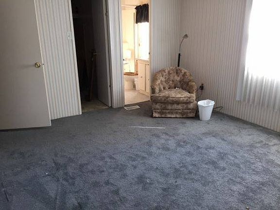 5th image of 10743 Indian Dr