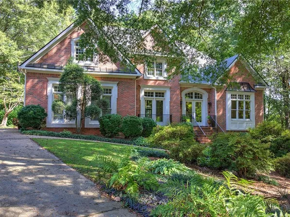 14 McKelvey Ct NW, Cartersville, GA 30121