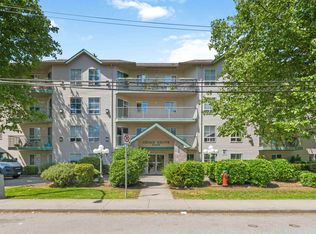 2435 Center St #405, Abbotsford, BC V2T 2N4