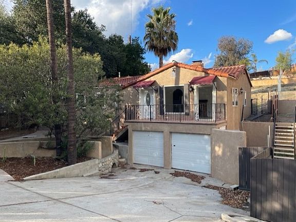 2nd image of 10291 Sunland Blvd