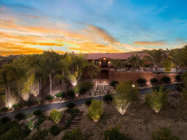2440 Los Alisos Dr, Fallbrook, CA 92028