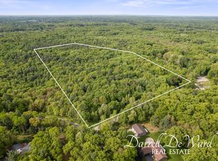 8690/8680 Greeley Ct NE, Rockford, MI 49341