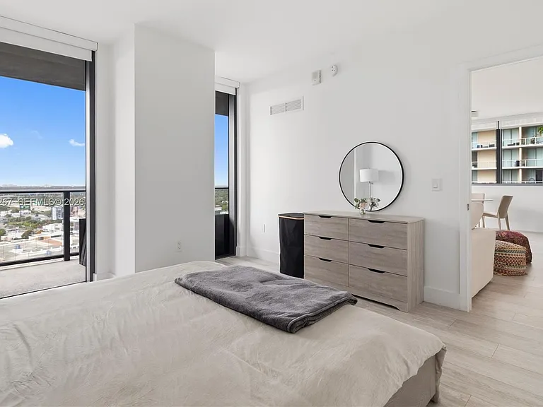 121 NE 34th St #2109 — Photo 8