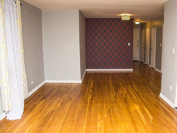 2nd image of 2385 Barker Ave APT 2M
