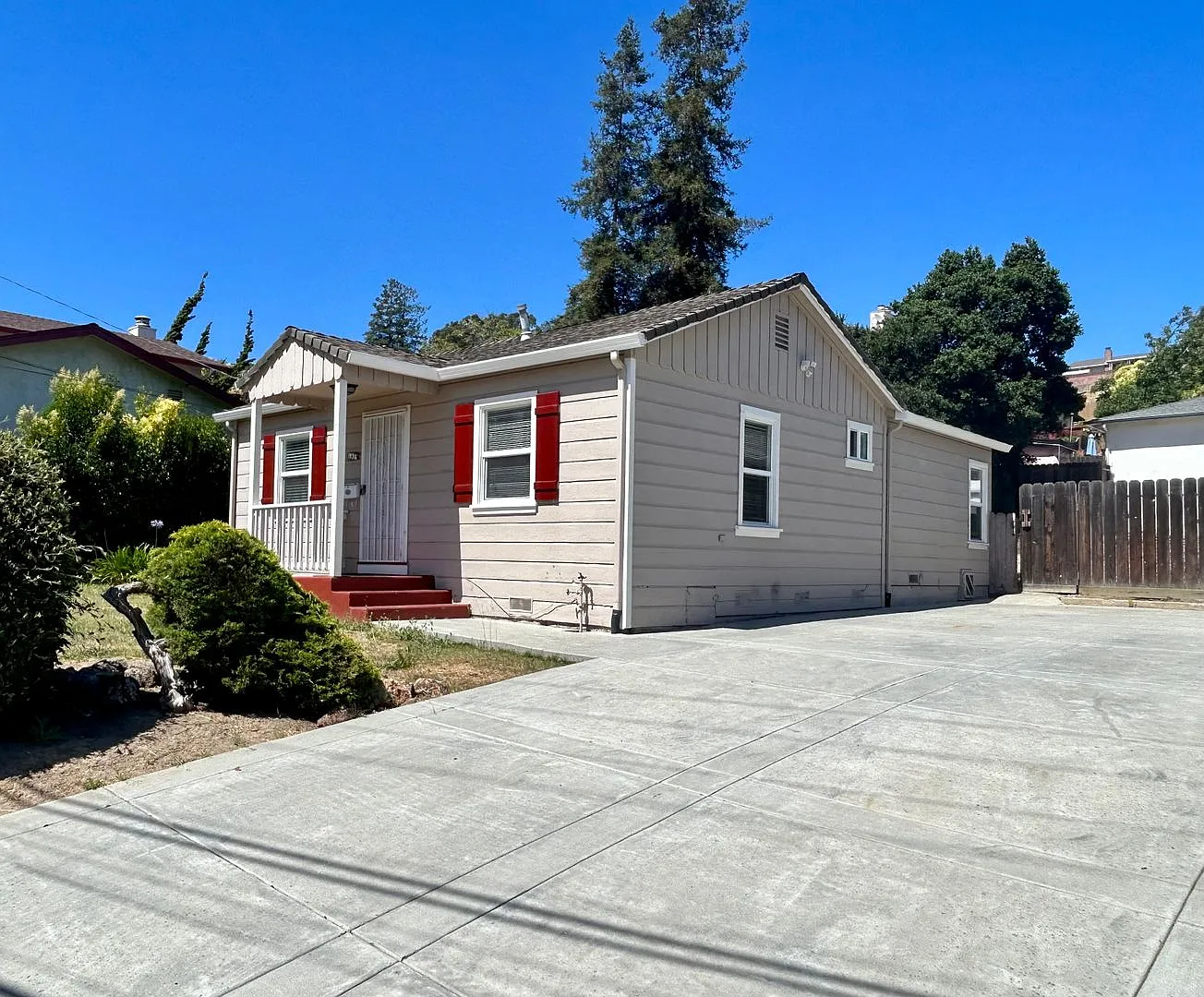 19316 Stanton Ave photo 1