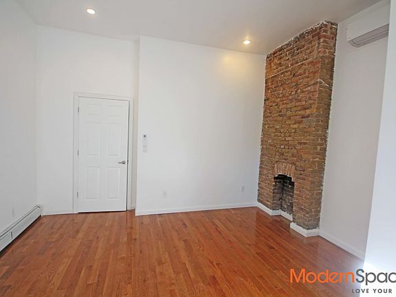 3rd image of 40 Woodbine St #2