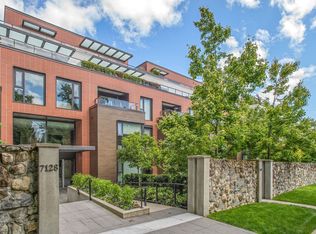 7128 Adera St #304, Vancouver, BC V6P0H6