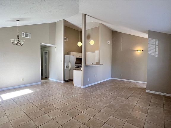 2nd image of 5217 Beaverhill Dr