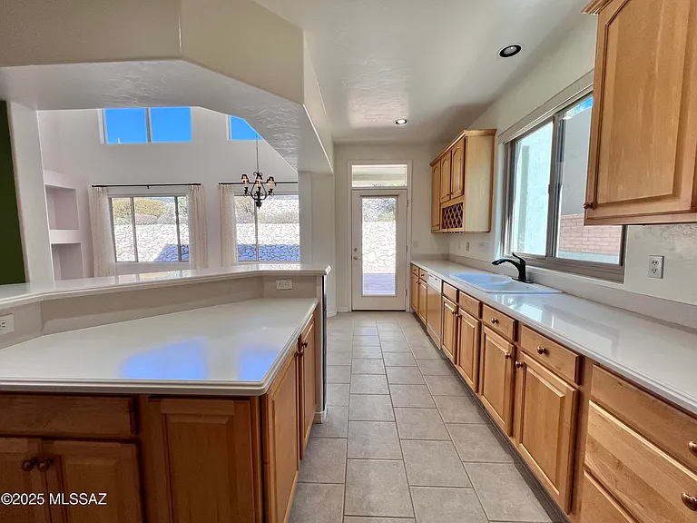 7449 E Ridge Point Rd — Photo 8