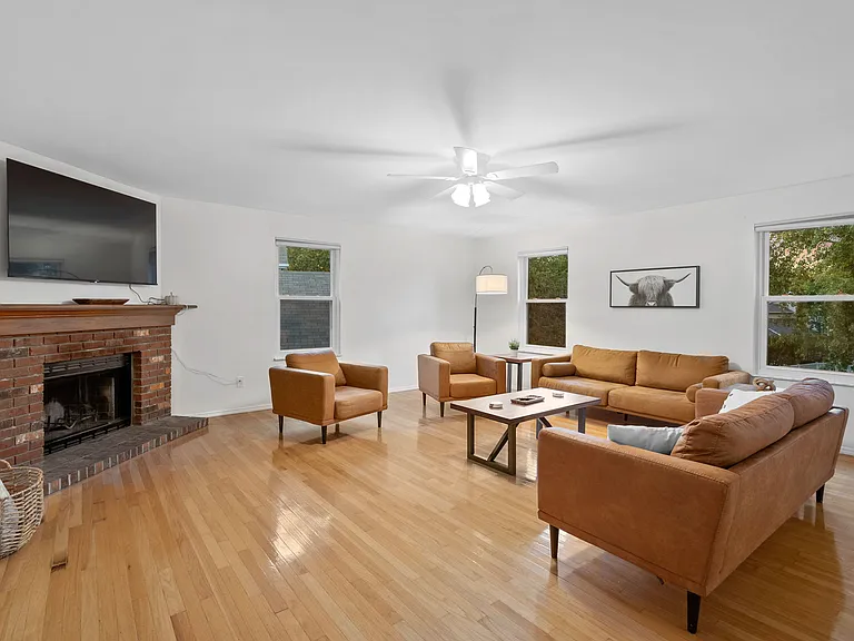 2528 Shiva Ct — Photo 22