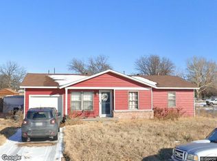 1005 Shady Ln, Burkburnett, TX 76354