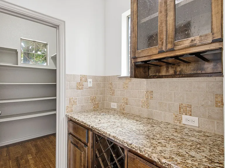 11907 Bamberg Ln — Photo 21
