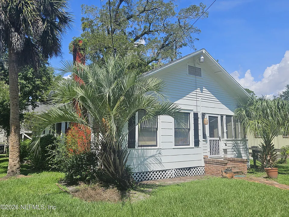 3680 Rosemary St