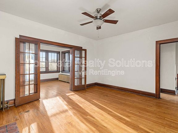 5th image of 3948 S Grand Blvd #2F