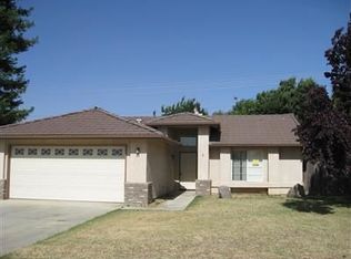 950 N Jennifer Way, Porterville, CA