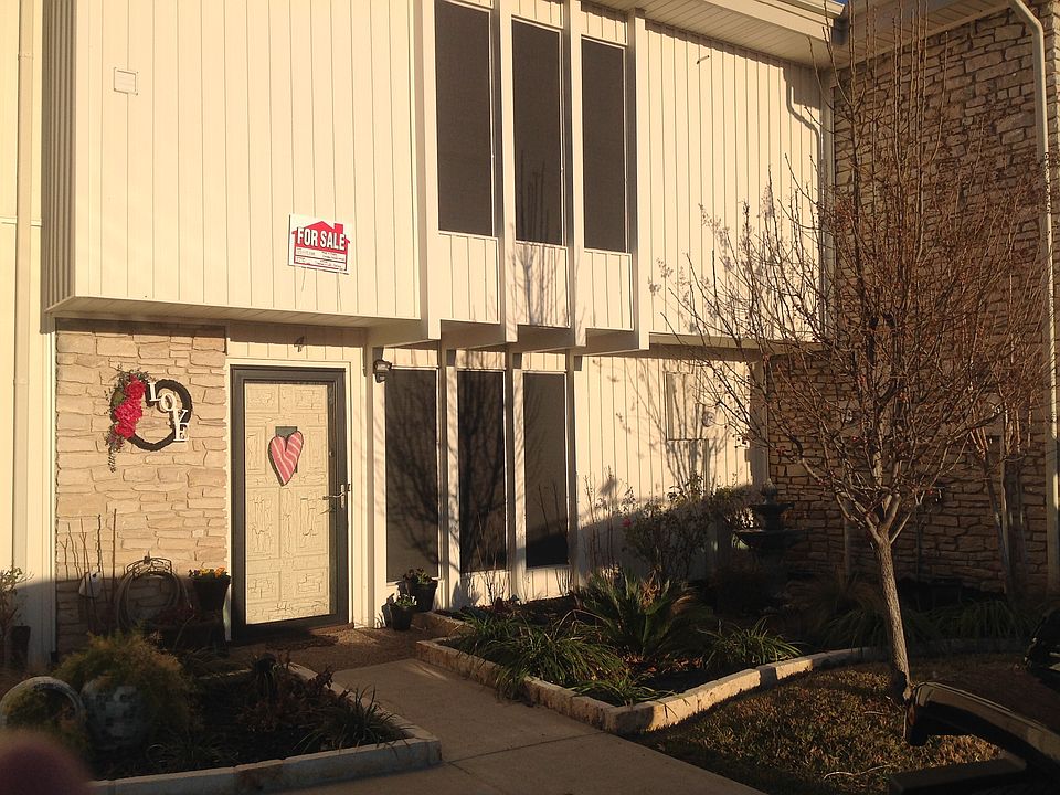 1st image of 4207 Fairway Dr