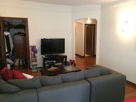 4th image of 1600 Beach St APT 105